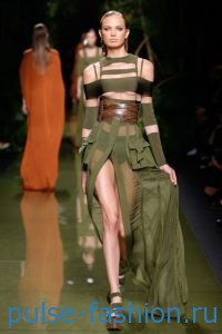 Модные платья в стиле милитари весна-лето 2020